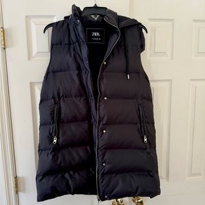 Zara Black Sleeveless High Collar Puffer Vest